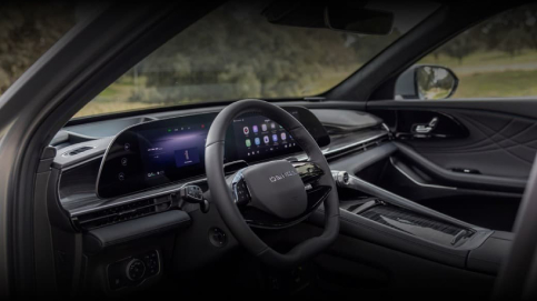 Praktičnost in eleganca sta glavni smernici v notranjosti